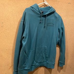 Mountain hardware hoodie